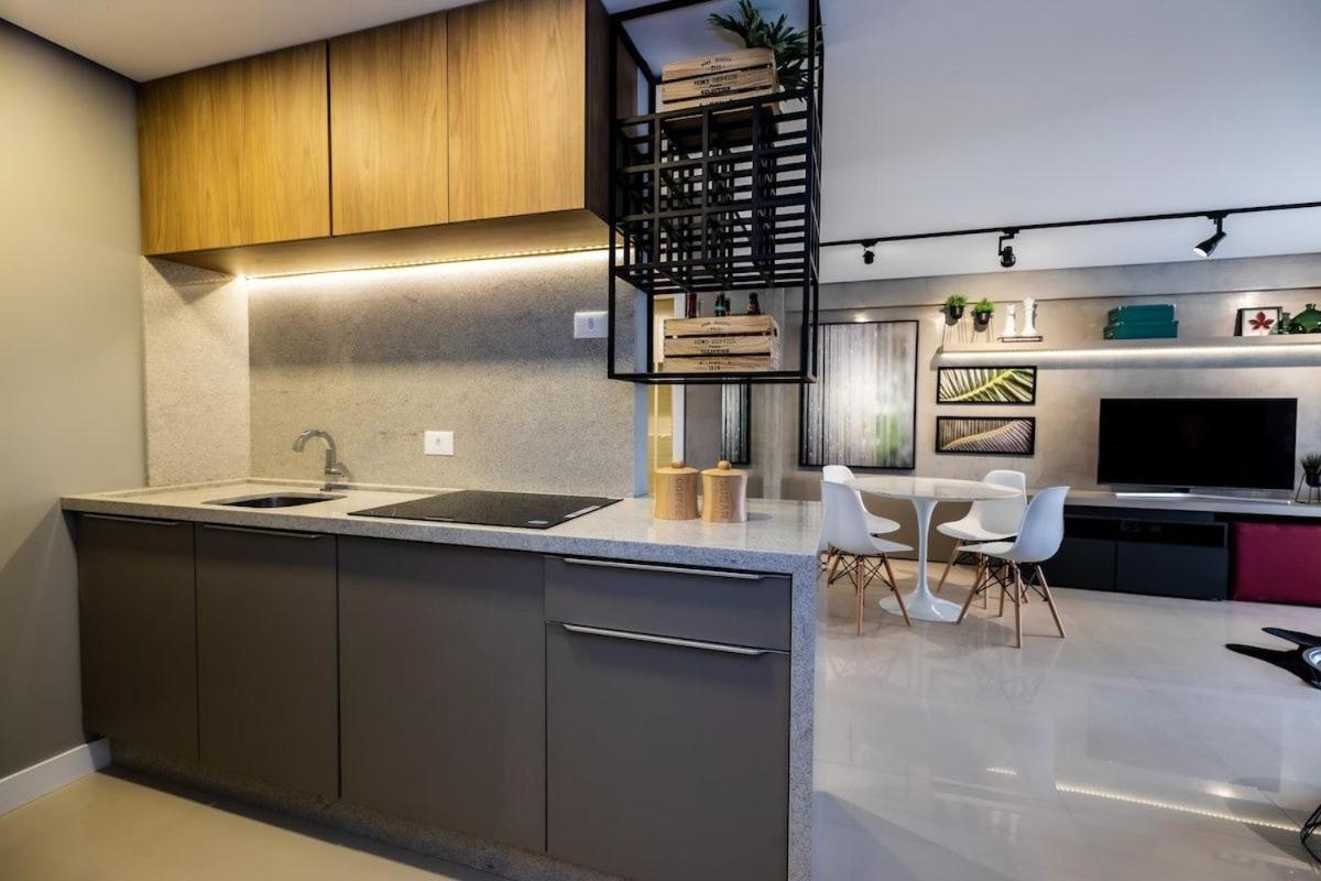 Maravilhoso Apt Novo Super Bem Decorado No Centro Leilighet Foz do Iguaçu Eksteriør bilde
